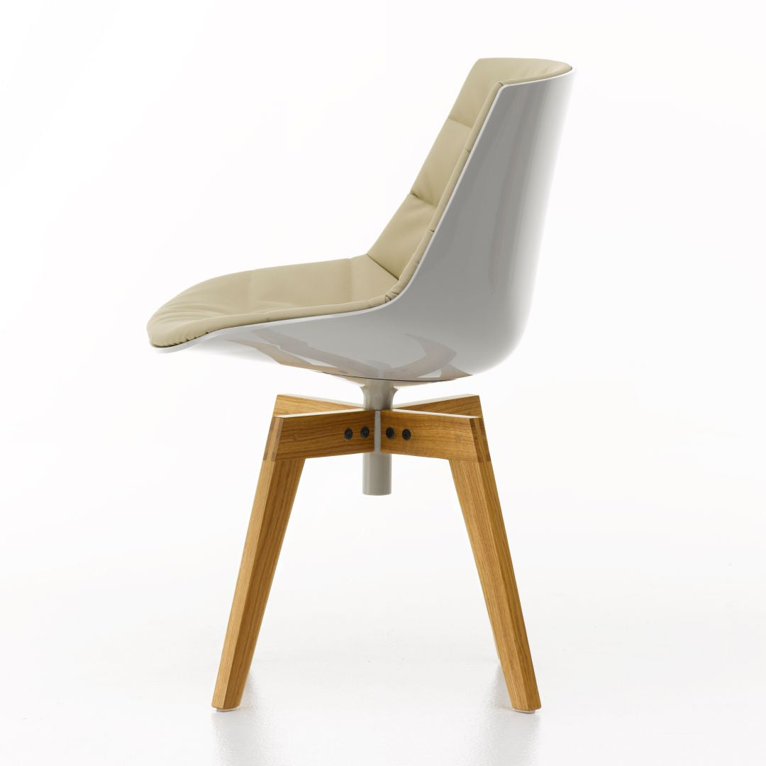 Flow Chair (Oak Legs)